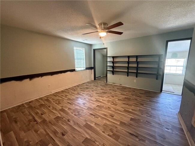 Building Photo - 4861 Hopewell Church Rd