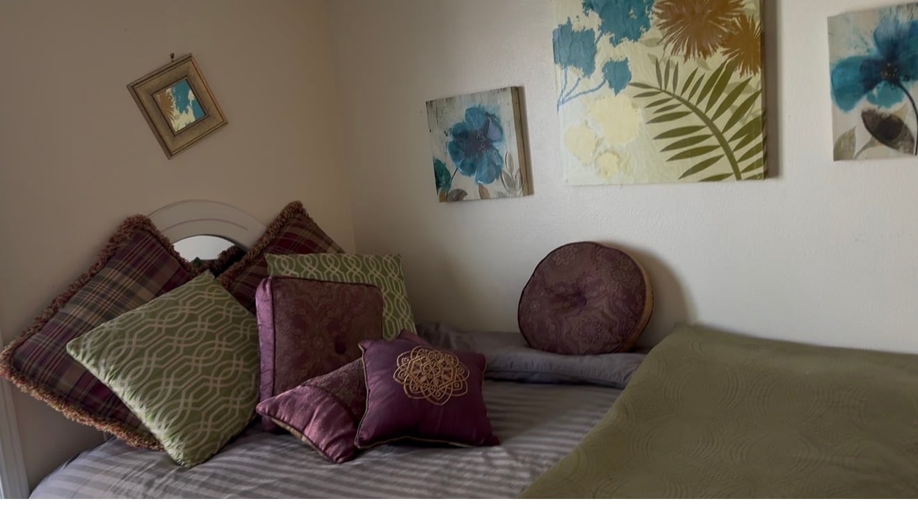 Building Photo - 68 Eagle Pt