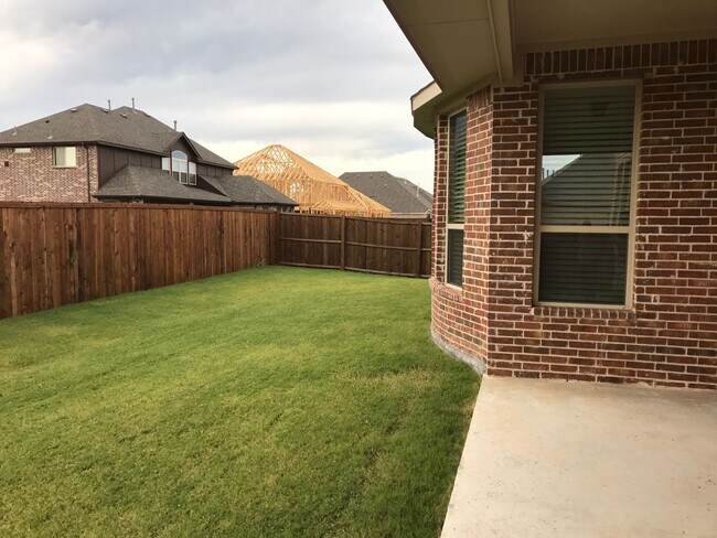 Building Photo - 232 Whitewing Ln