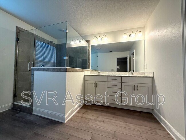 Building Photo - 152 Creekmore Dr