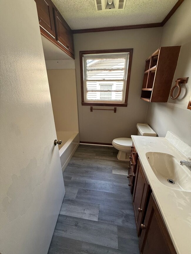 Building Photo - 4016 Marshall Dr