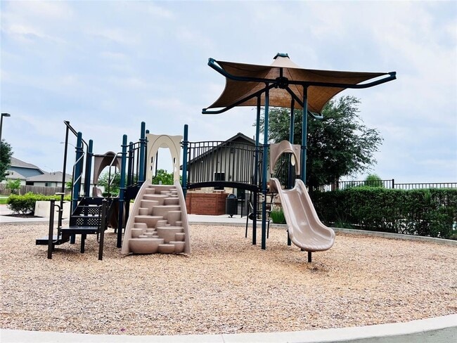 Building Photo - 10604 Tildon Ave