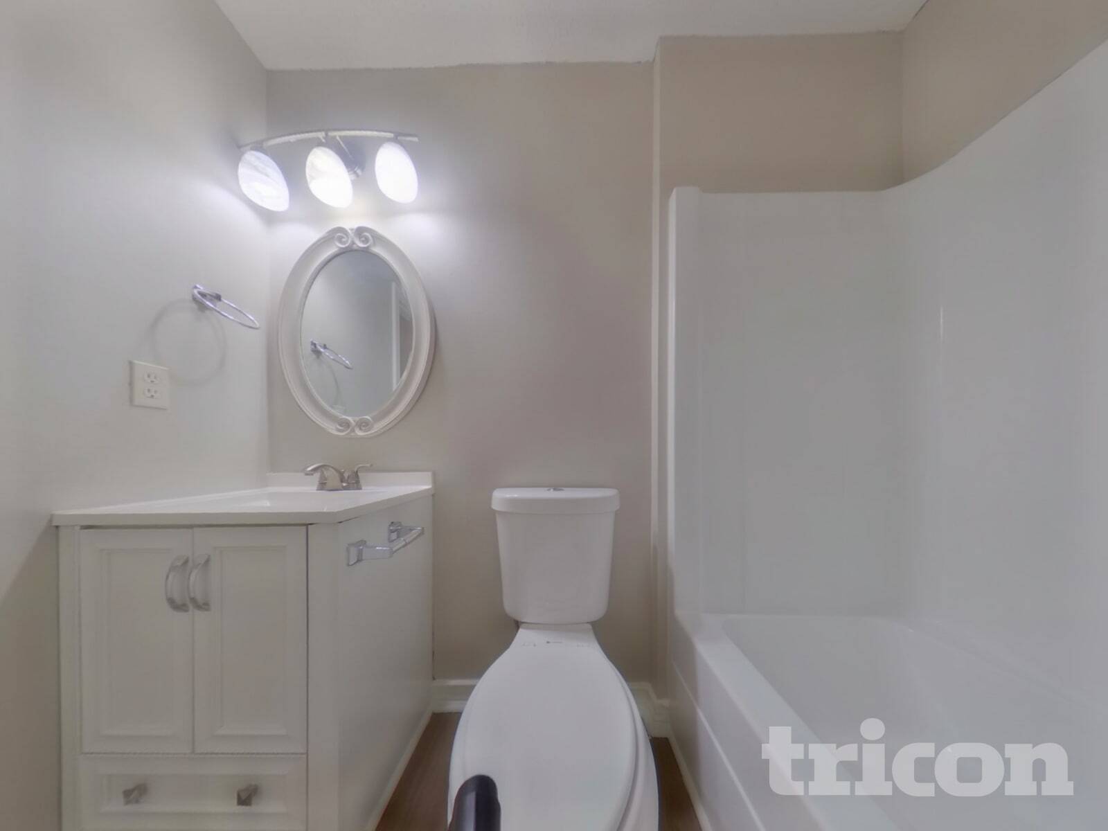 Building Photo - 115 Fairfax Dr