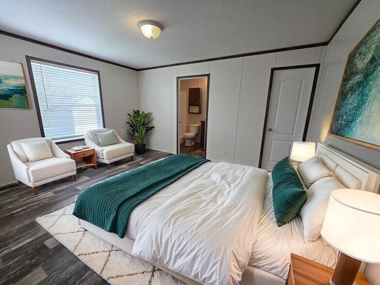 Building Photo - 3648 Chestnut St