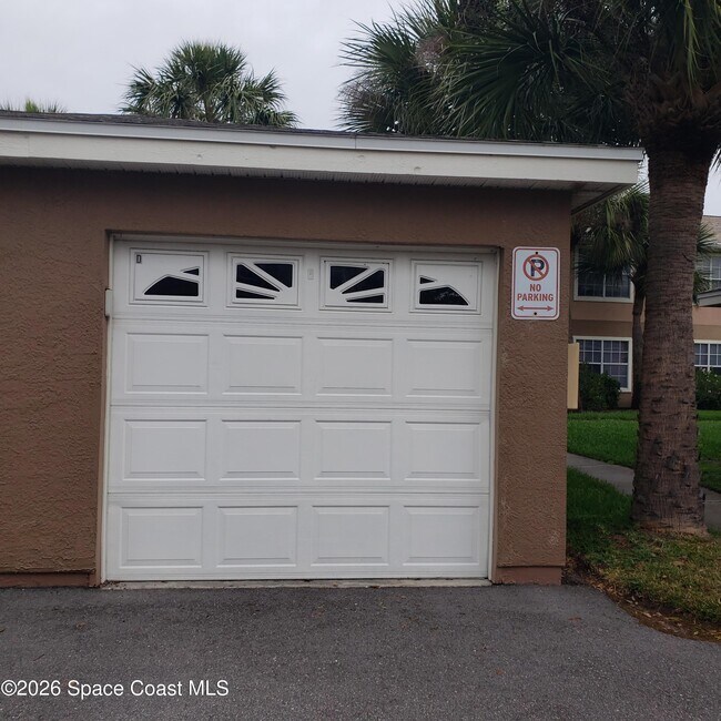 Building Photo - 1831 Long Iron Dr