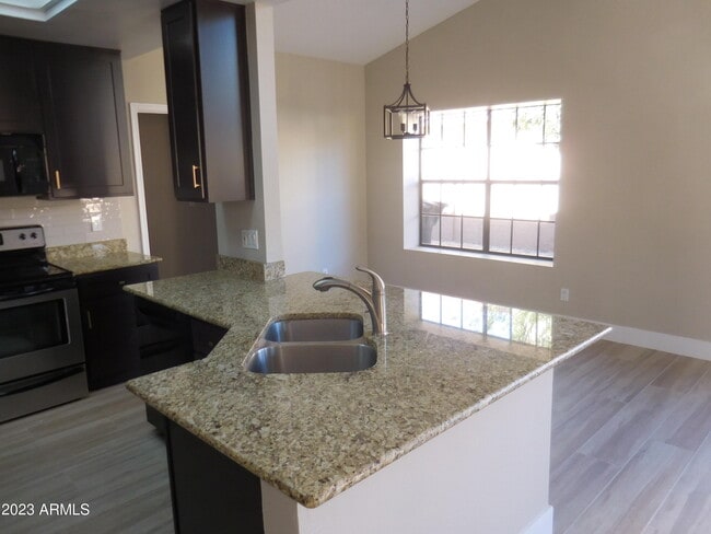 Building Photo - 13253 N 101st Way