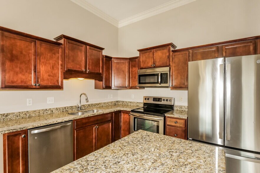 Building Photo - 45 Green Hills Dr