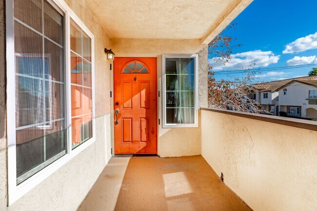 Building Photo - 1202 Donax Ave