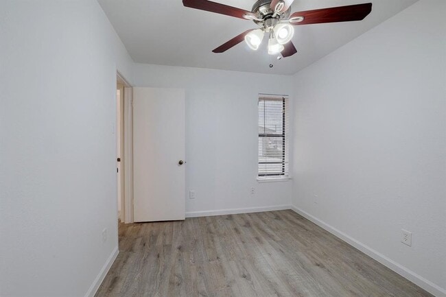 Building Photo - 1314 Zephyr Ln