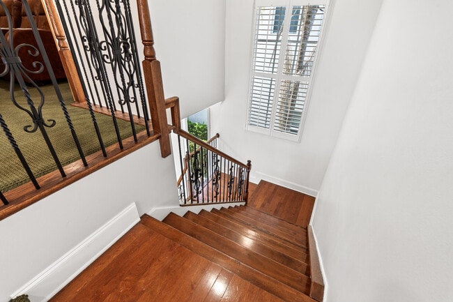 Building Photo - 17550 Circle Pond Ct