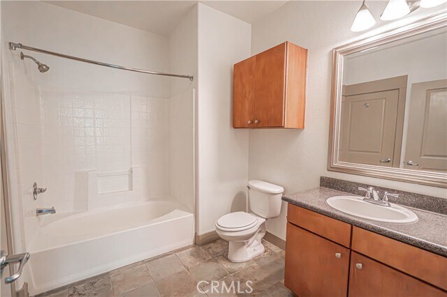 Building Photo - 24595 Town Center Dr