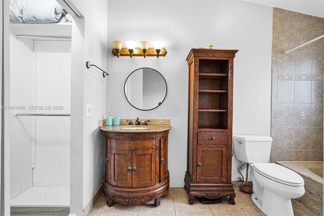 Building Photo - 2149 Discovery Cir W