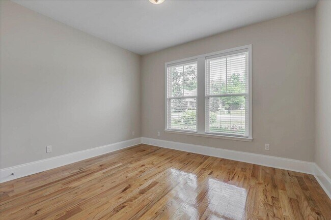 Building Photo - 2776 Palafox Ln