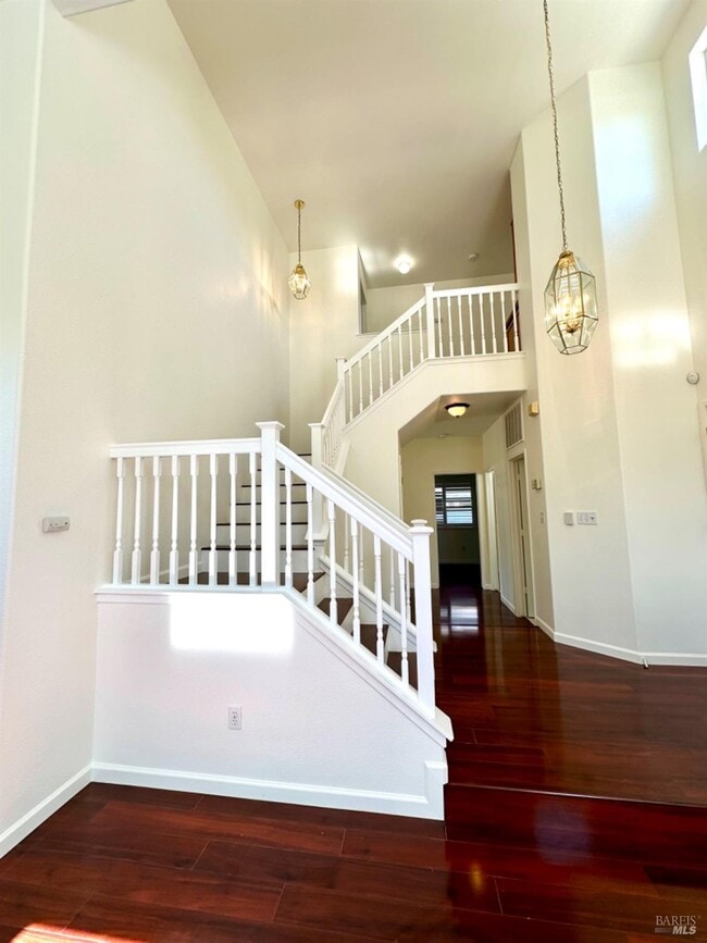 Building Photo - 622 Stonehenge Dr
