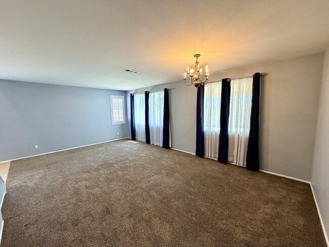 Building Photo - 31141 Old Trail Cir