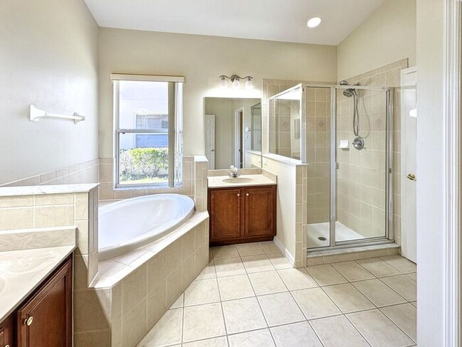 Building Photo - 10864 Cory Lake Dr
