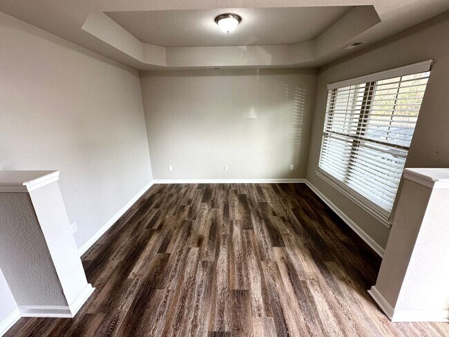 Building Photo - 200 Seasons Circle, Unit 604, Suffolk, Va,...