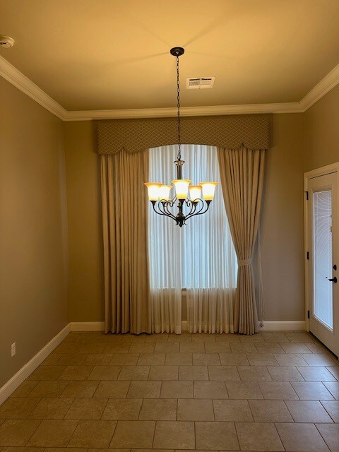 Building Photo - 640 SW 6th St