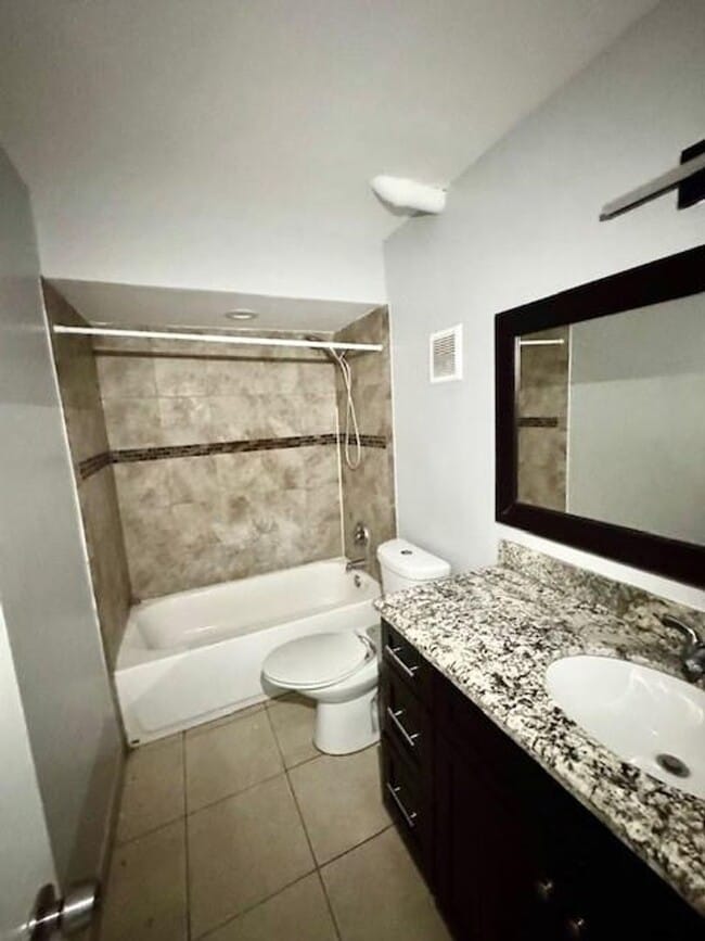 Building Photo - 5881 NW 16th Pl