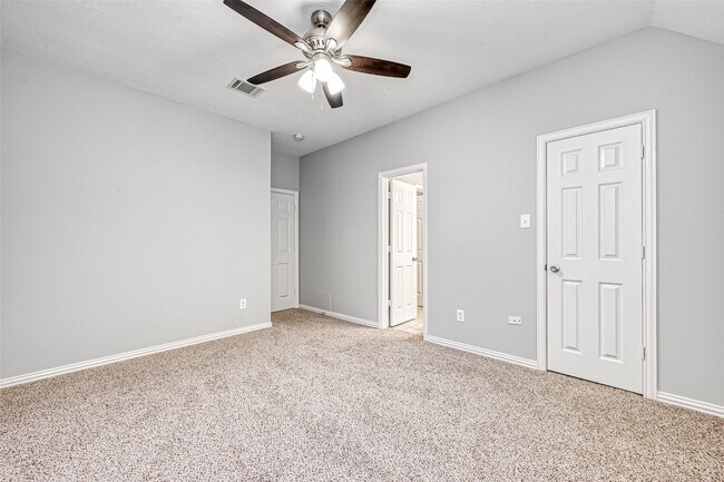Building Photo - 4907 Mountain Fork