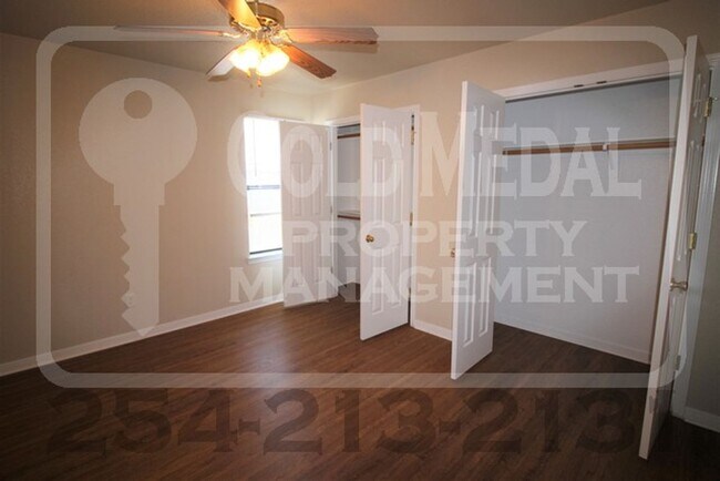 Building Photo - 3603 Dustin Ct