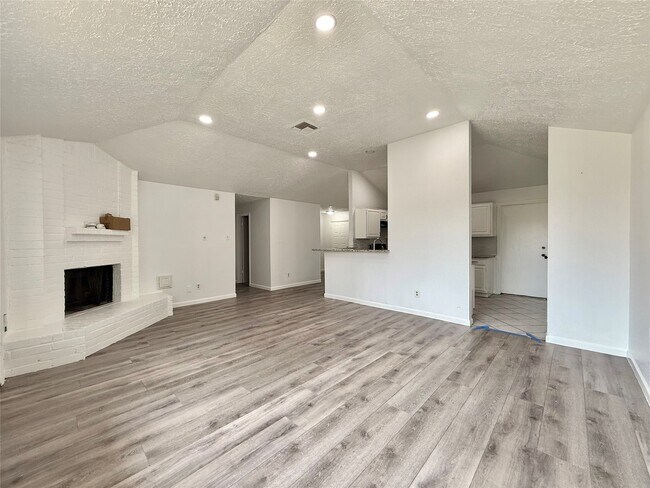 Building Photo - 6410 Rancho Blanco Ct