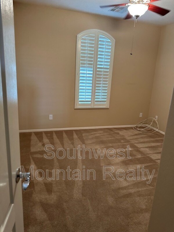 Building Photo - 4245 E Ficus Way