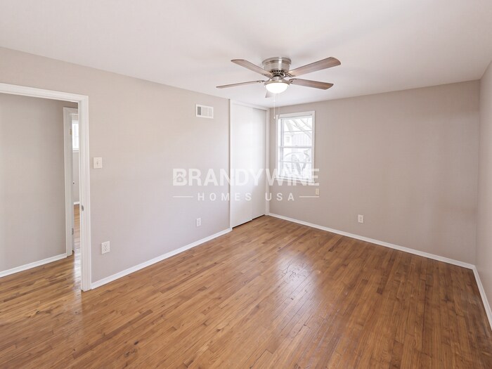 Building Photo - 4854 Cloister Ave