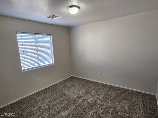 Building Photo - 9664 Villa La Mora Ave