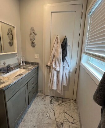 Building Photo - 37 Kimball St