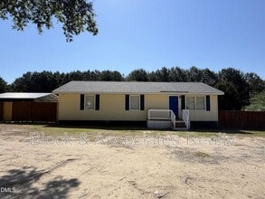 Building Photo - 600 Manns Chapel Rd