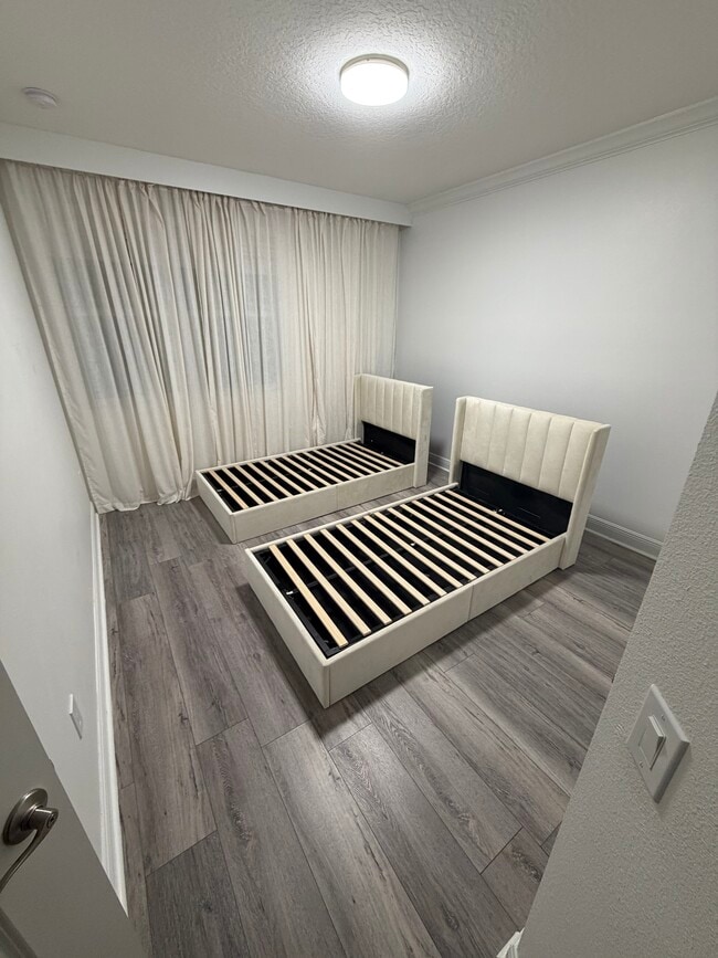 Building Photo - 1943 Standing Rock Cir