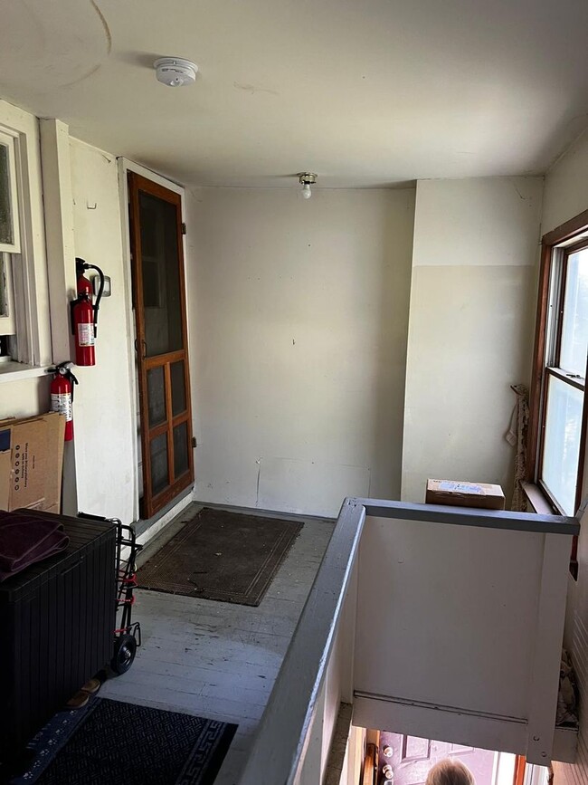 Building Photo - 419 N Princeton Ave