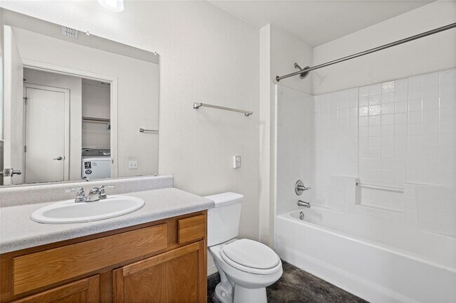 Building Photo - 6809 Ali Cove