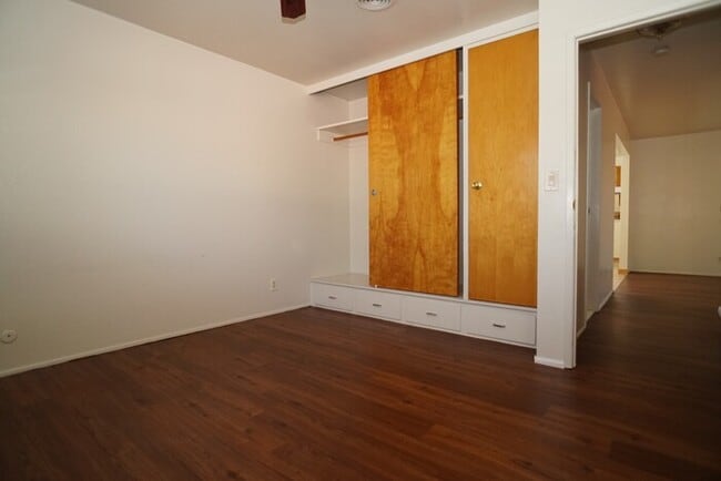 Building Photo - Cute 2 bedroom, 1 bath in Carmichael!