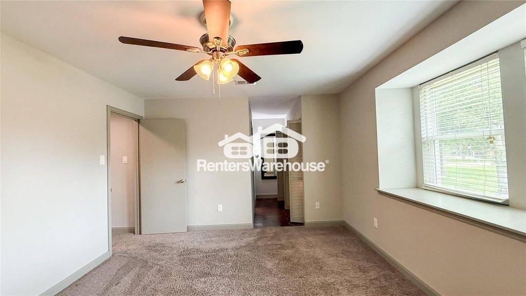 Building Photo - 2226 Triway Ln