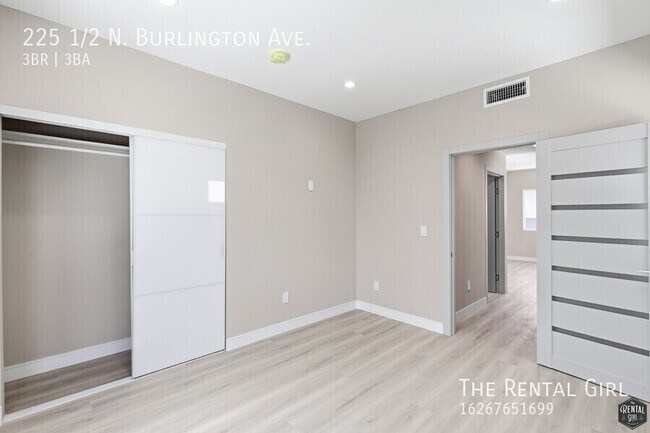 Building Photo - 225 N Burlington Ave