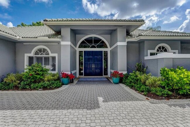 Building Photo - 139 Brookhaven Ct