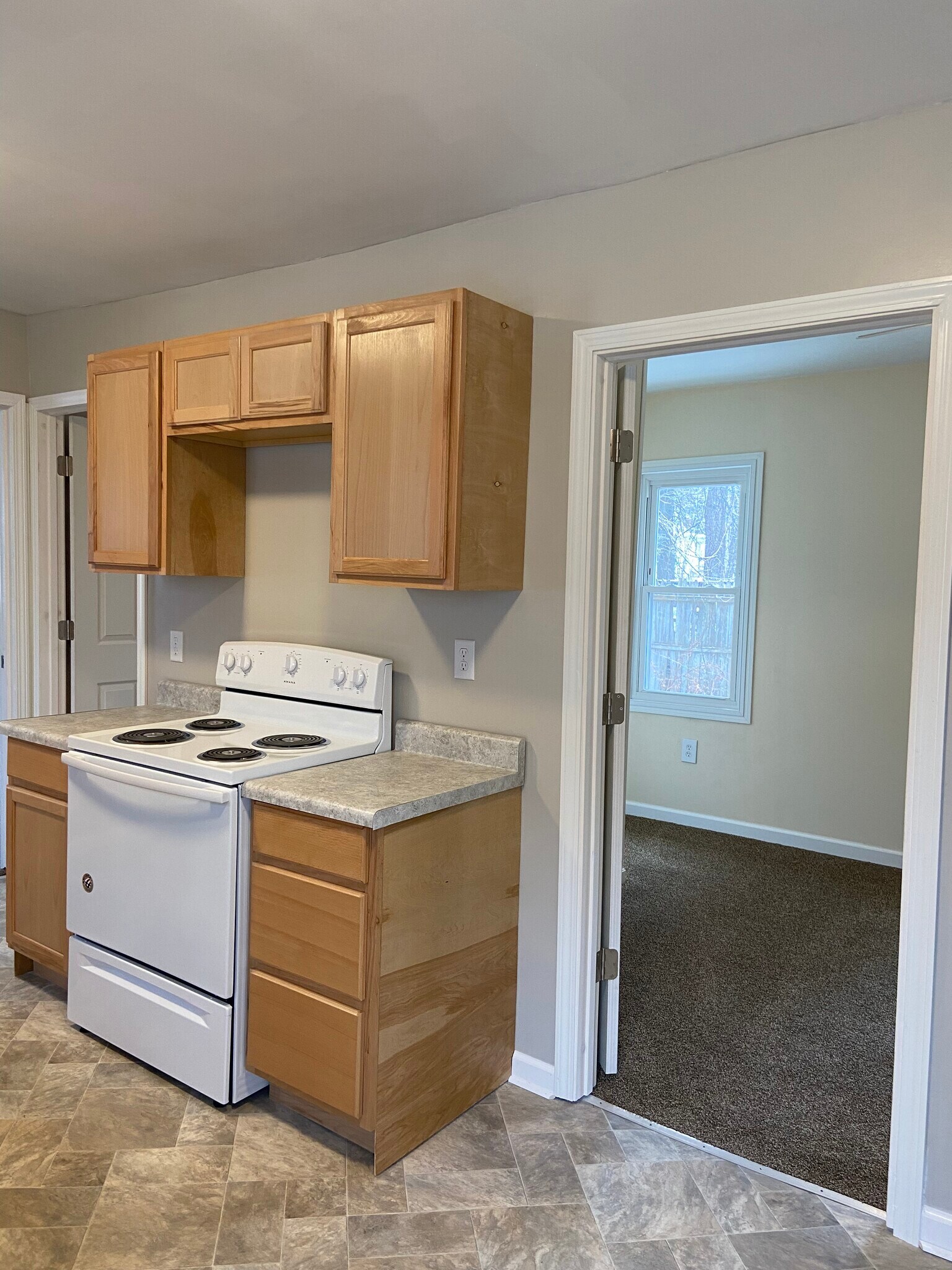 Building Photo - 986 Tritt Dr