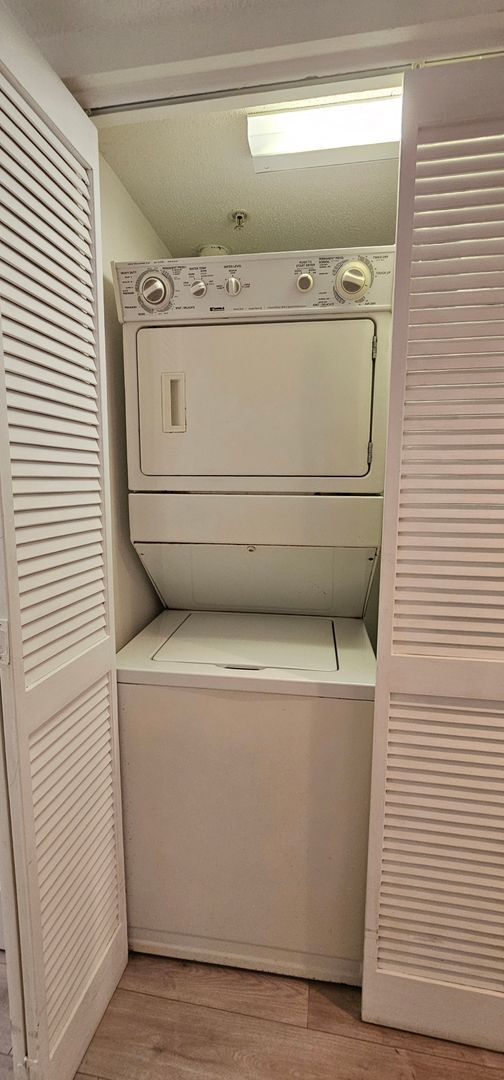 Building Photo - Beach Living at Its Finest – Fully Furnished 1BR/1BA Condo | All Utilities Included