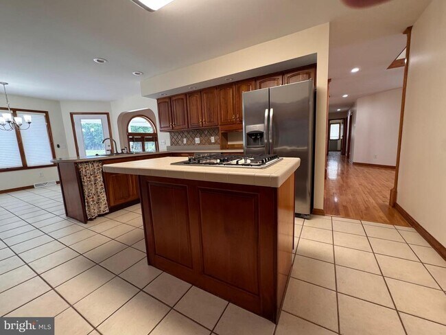 Building Photo - 3223 Halltown Rd