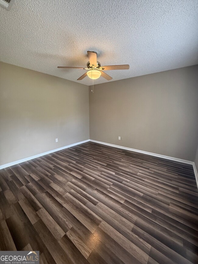 Building Photo - 6 Talbot Ct