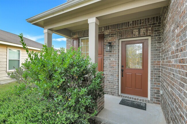 Building Photo - 29133 Legends Wick Dr