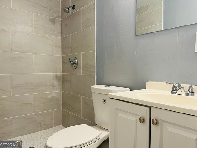 Building Photo - 103 Addie St