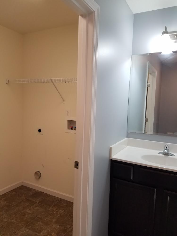 Building Photo - 5426 Creekhead Cove Ln