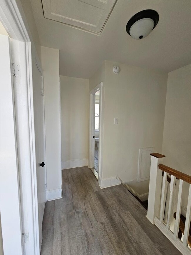 Building Photo - 1103 Baldwin St