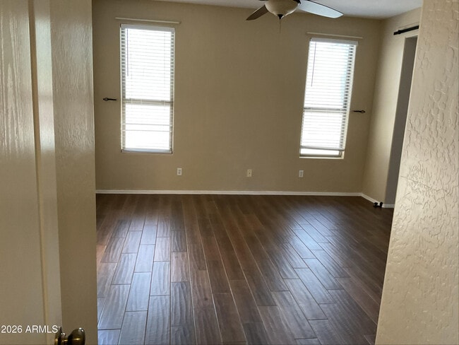 Building Photo - 14335 W Country Gables Dr