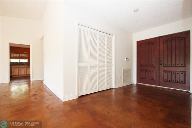 Building Photo - 10134 Boca Woods Ln