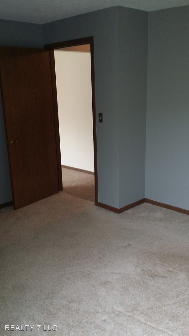 Building Photo - 1667 Cedarwood Dr