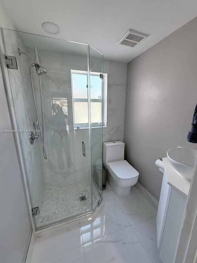 Building Photo - 119 SW 168th Terrace